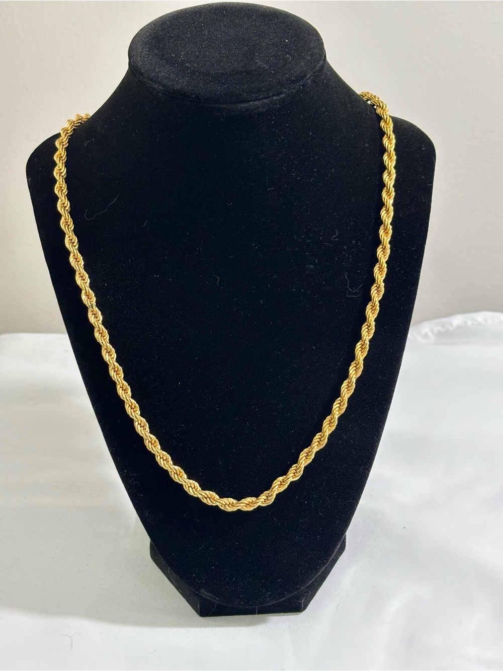 Vintage Gold Tone  Thick Rope  Necklace  28” classic